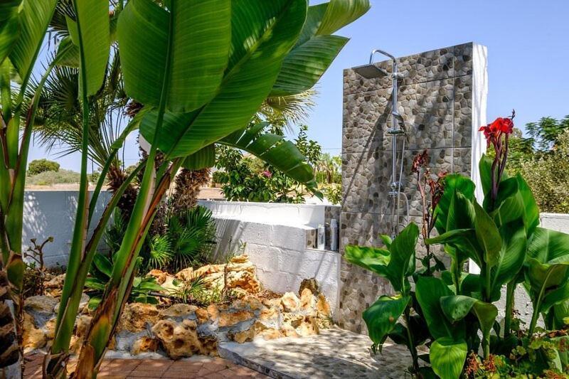 Villa Tropical Ayía Nápa